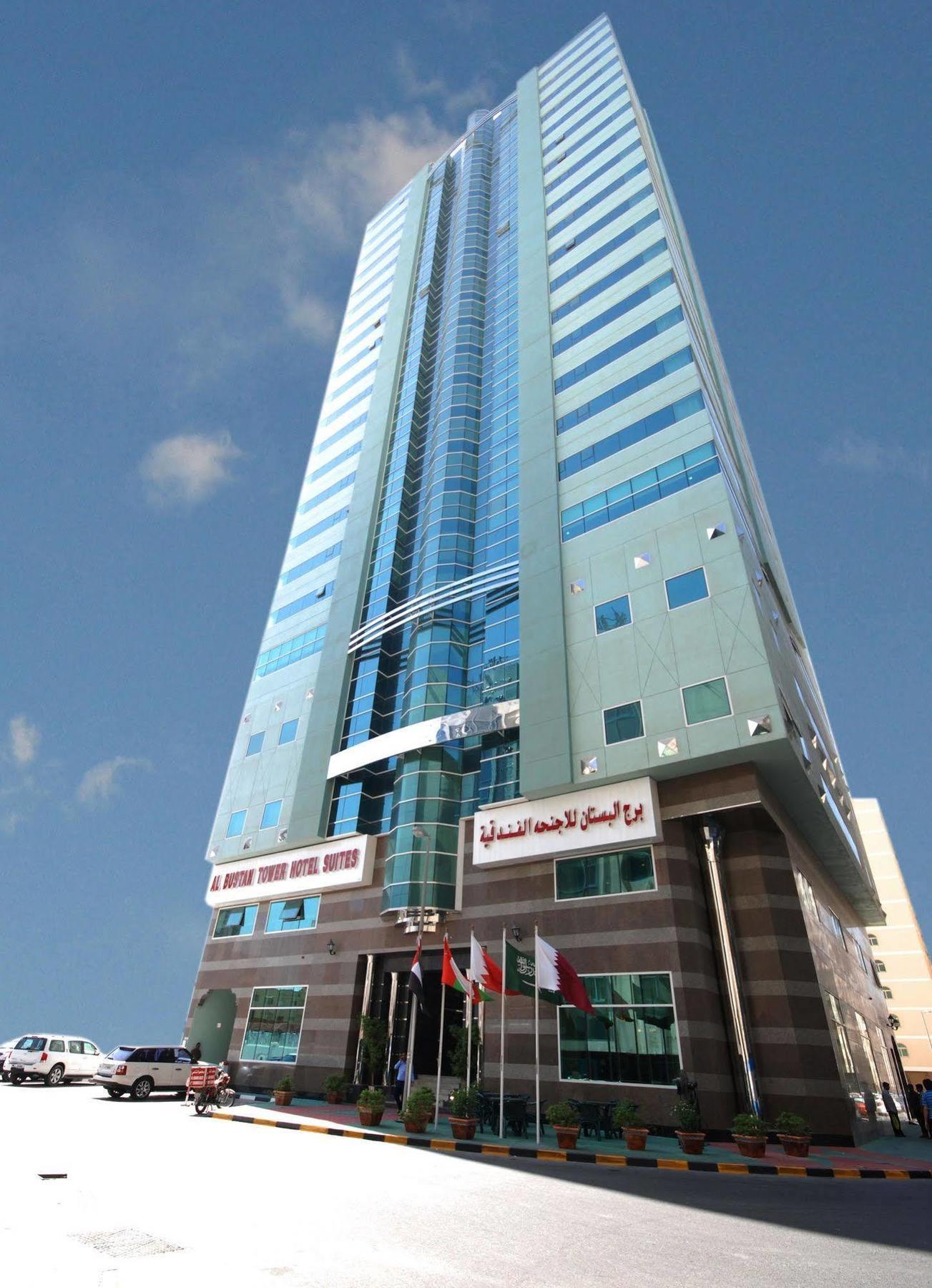 Al Bustan Tower Hotel Suites Sharjah Exterior foto